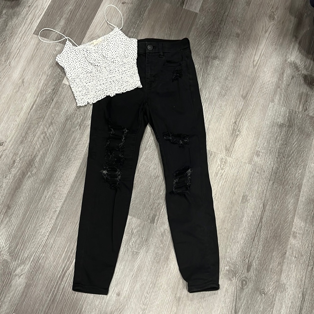 AE Next Level Stretch Distressed Jeans, size 00 short (with bonus tank, size s)